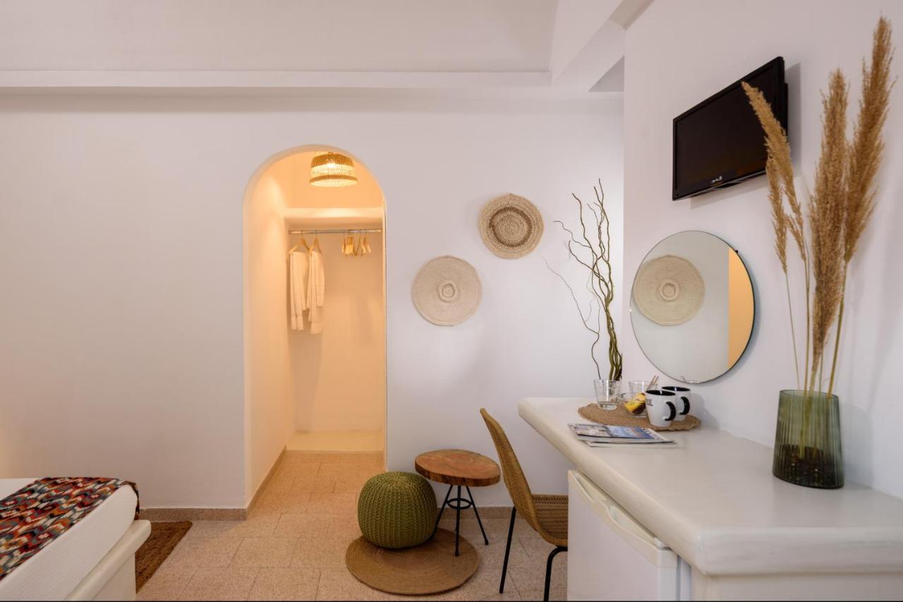 Cal Day Rooms Santorini Perissa  Exterior foto