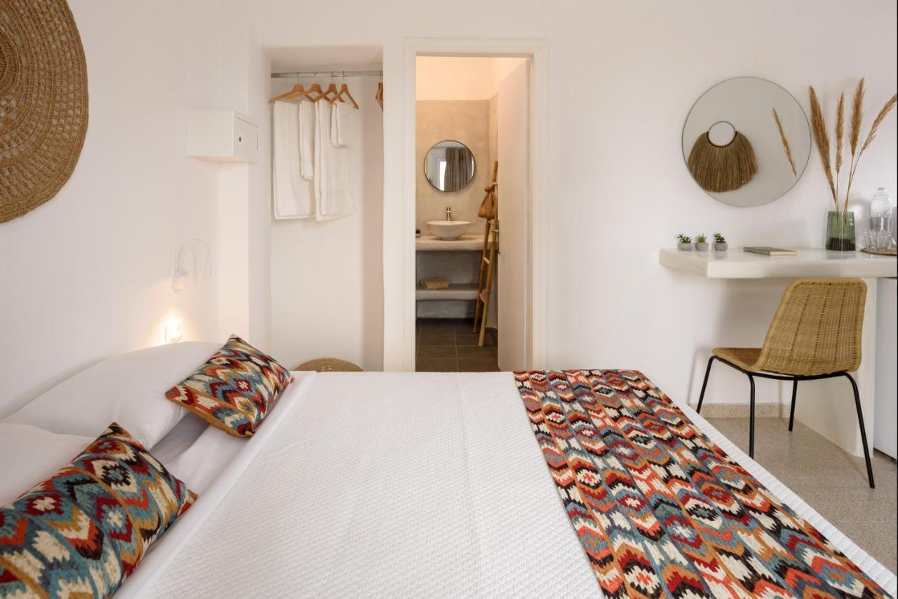 Cal Day Rooms Santorini Perissa  Exterior foto