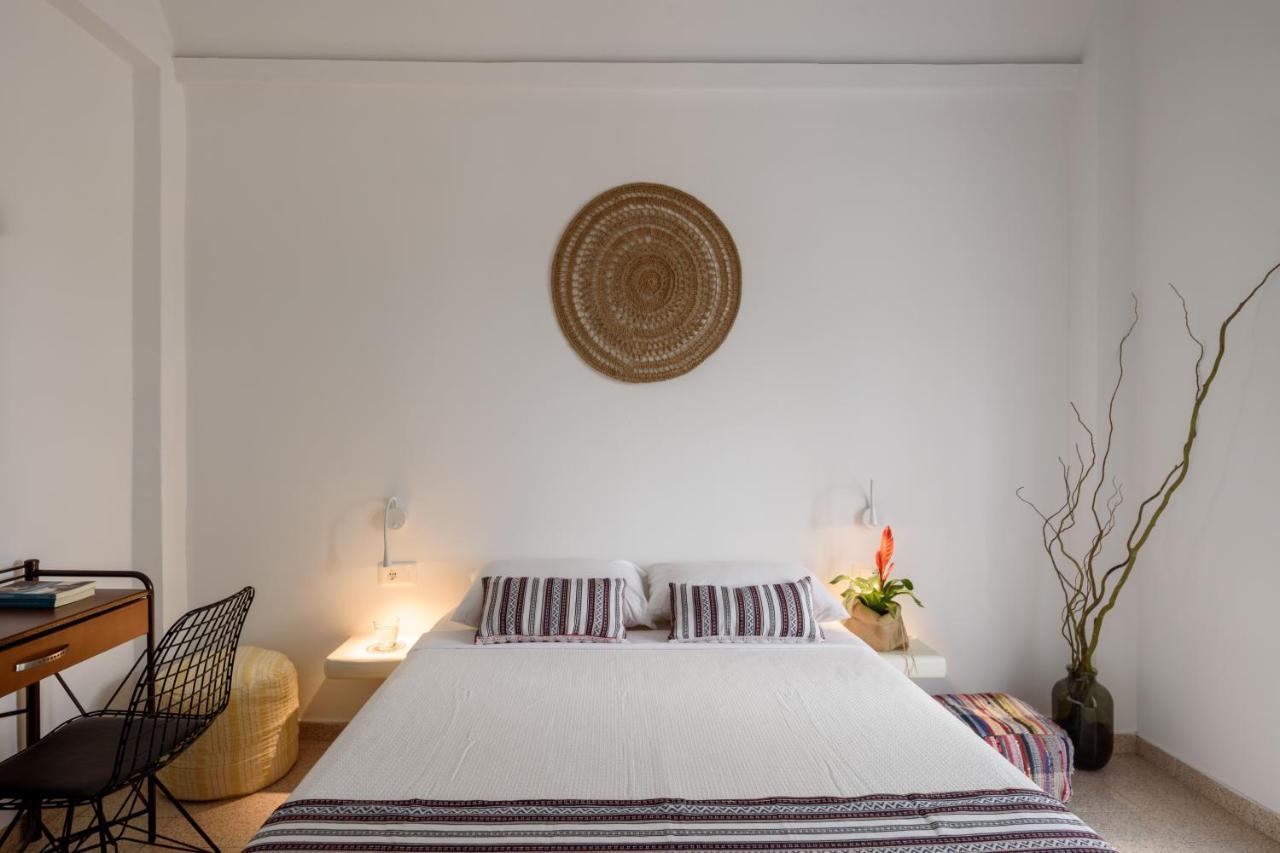 Cal Day Rooms Santorini Perissa  Exterior foto