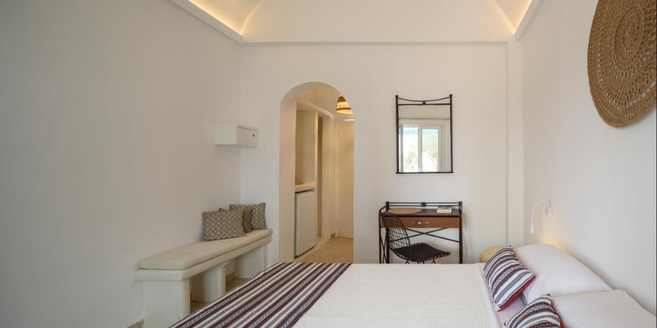Cal Day Rooms Santorini Perissa  Exterior foto