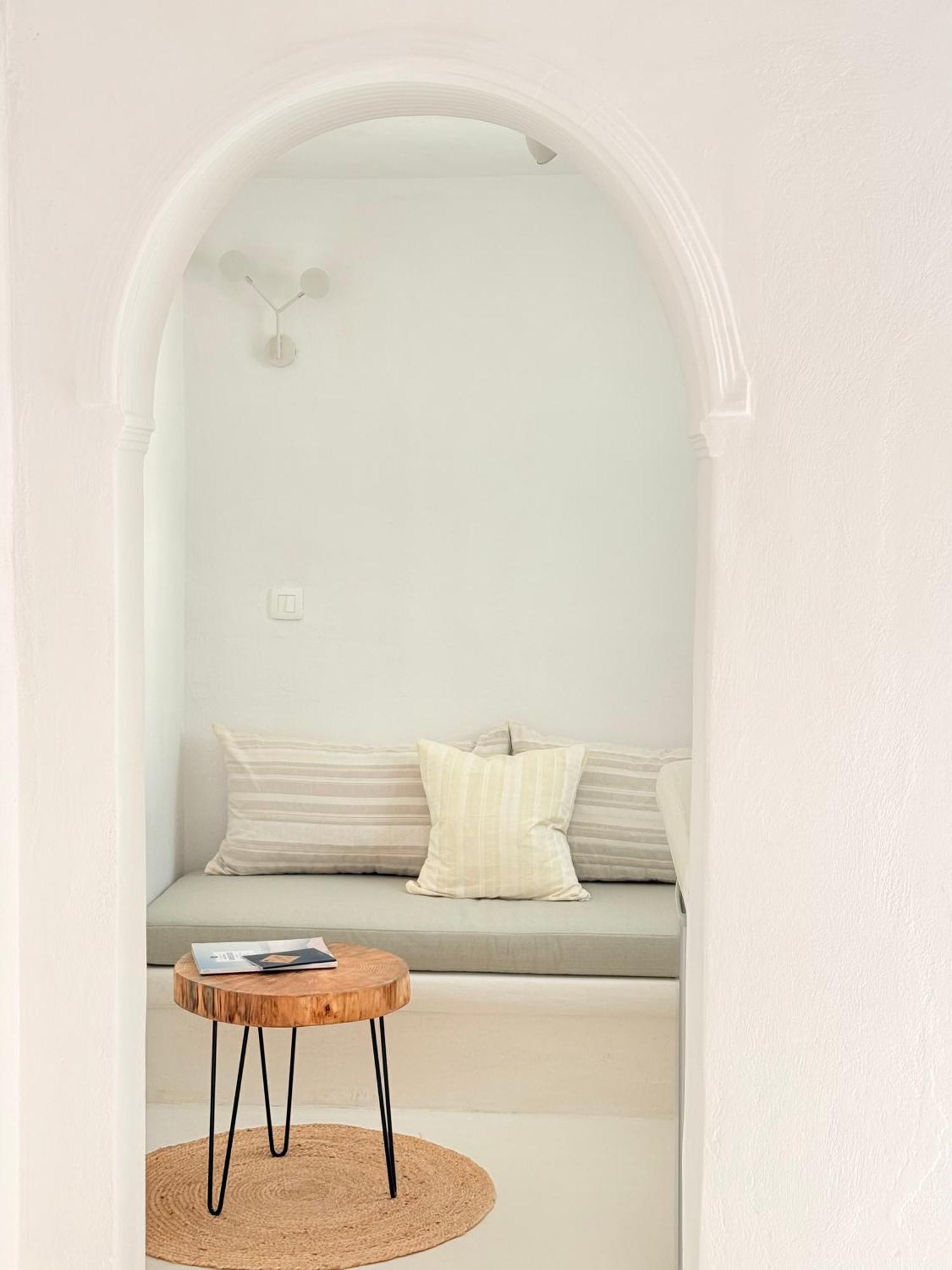 Cal Day Rooms Santorini Perissa  Exterior foto